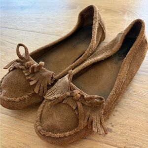 Minnetonka Brown Suede Moccasins
